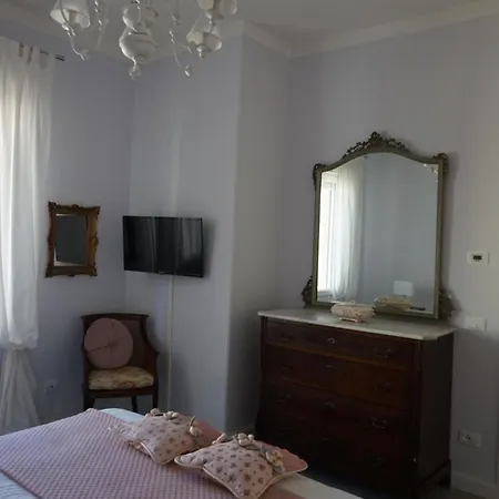 Будинок відпочинку Viareggio, Sweet